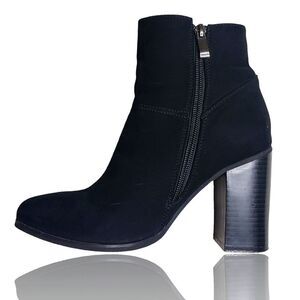 Wet Seal Black Vegan Chunky Heel Booties